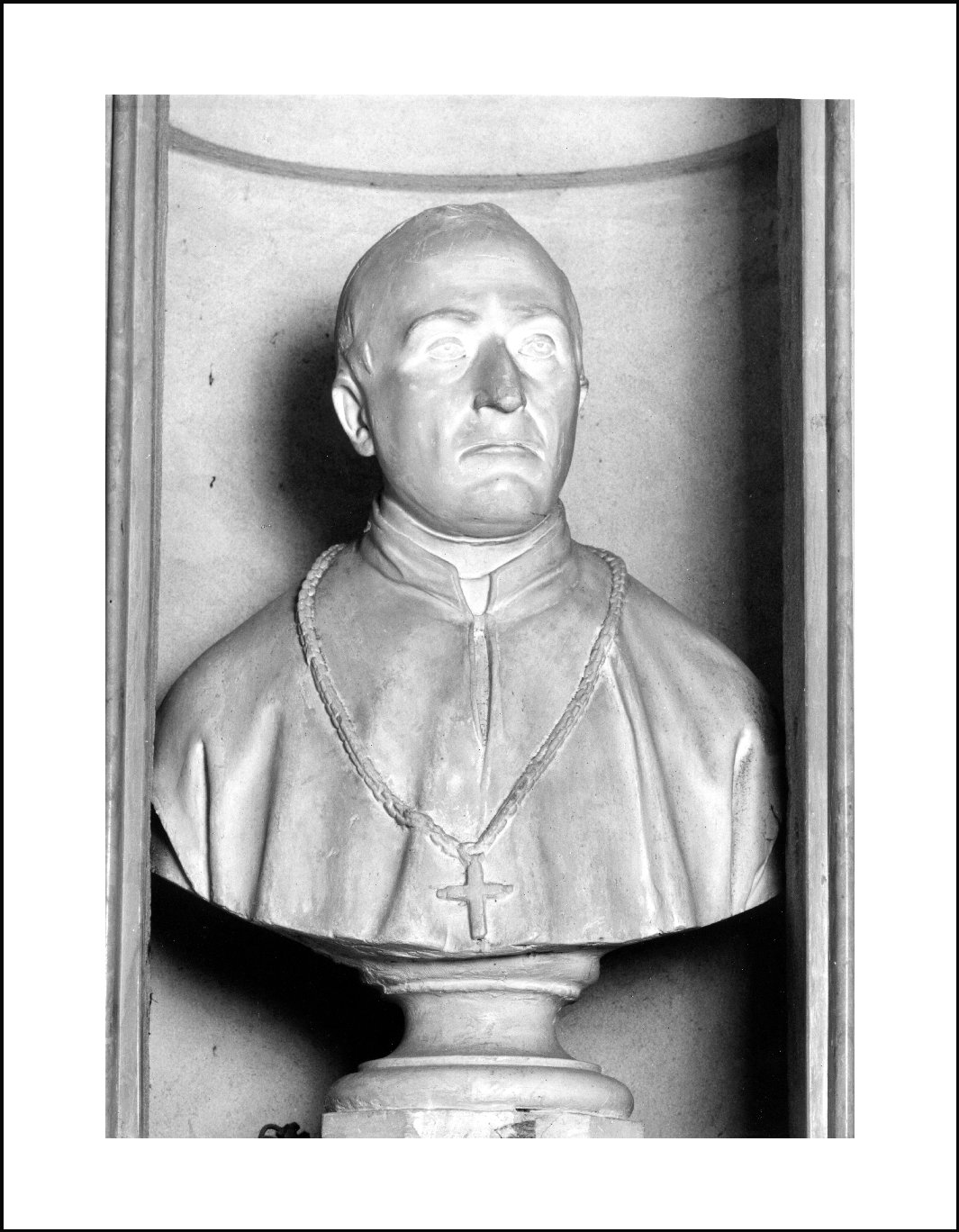 busto ritratto d'uomo (statua, opera isolata) - ambito bresciano (?) (fine/inizio secc. XIX/ XX)