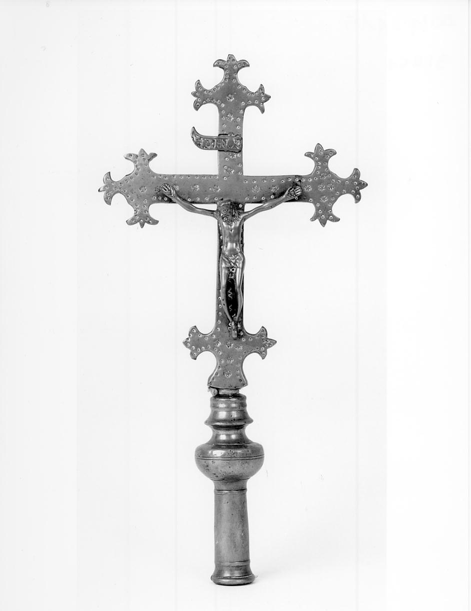croce processionale, opera isolata - produzione lombarda (fine/inizio secc. XIX/ XX)