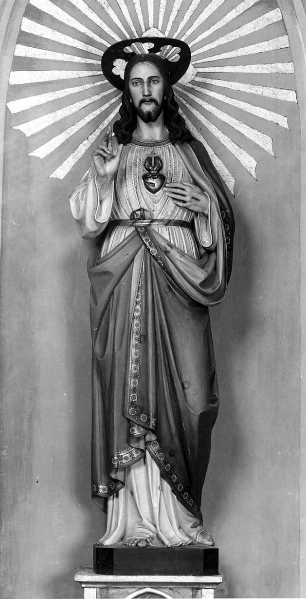 Sacro Cuore di Gesù (statua, opera isolata) di Insam e Prinoth ditta (sec. XX)