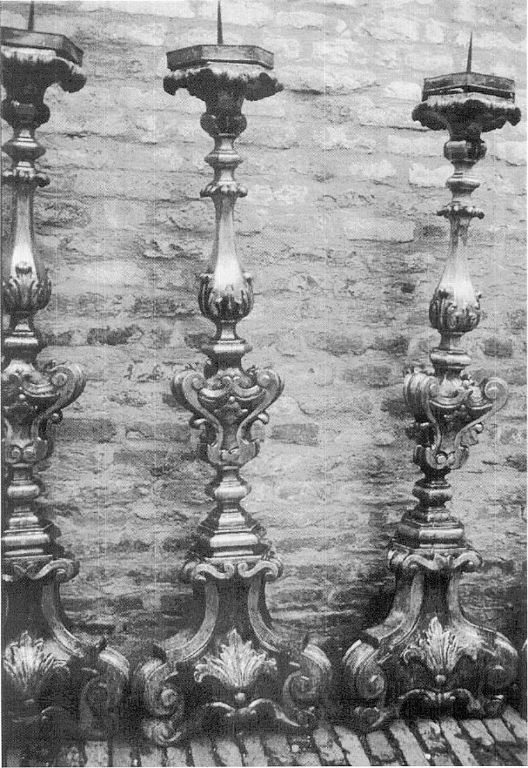 candeliere d'altare, serie - ambito mantovano (ultimo quarto sec. XVII)