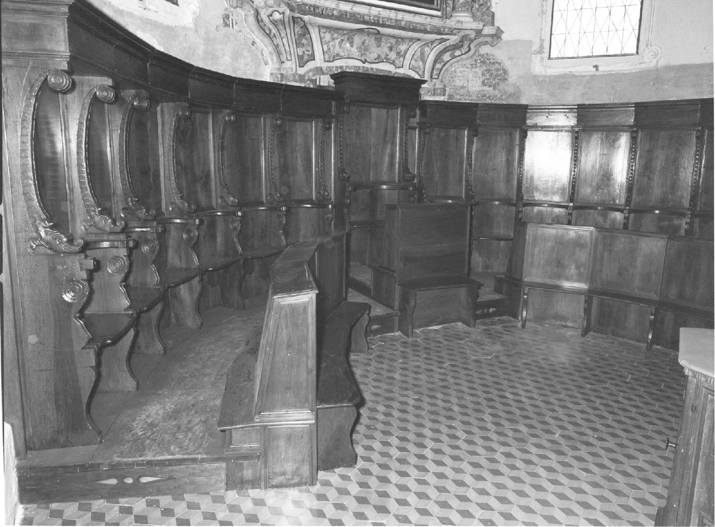 stalli del coro, opera isolata - ambito lombardo (fine/inizio secc. XVI/ XVII)