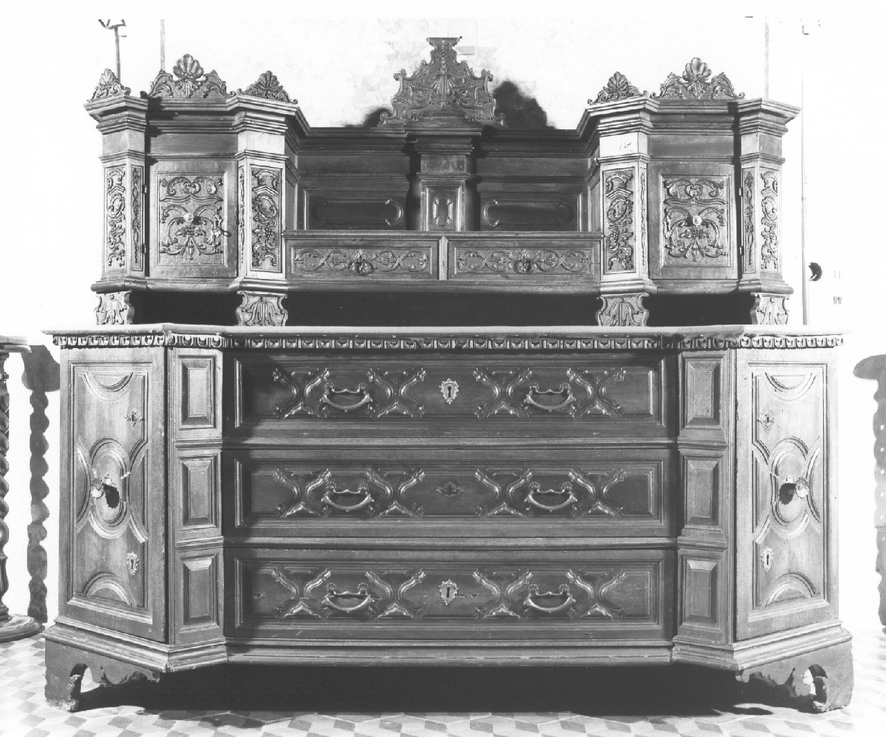 cassettone, opera isolata - ambito lombardo (prima metà sec. XVIII)