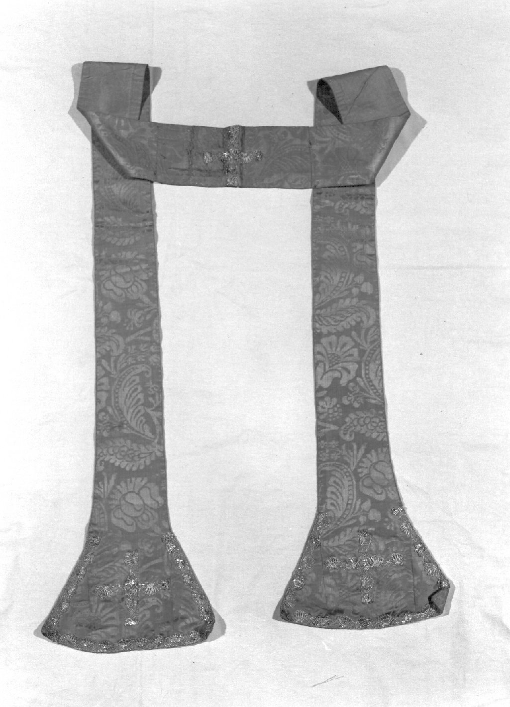 stola, opera isolata - manifattura italiana (prima metà sec. XVIII)