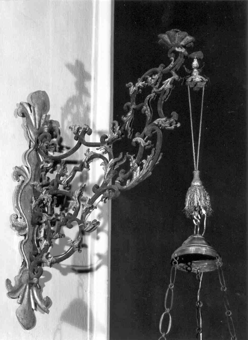 candeliere da parete, coppia - bottega mantovana (sec. XVIII)