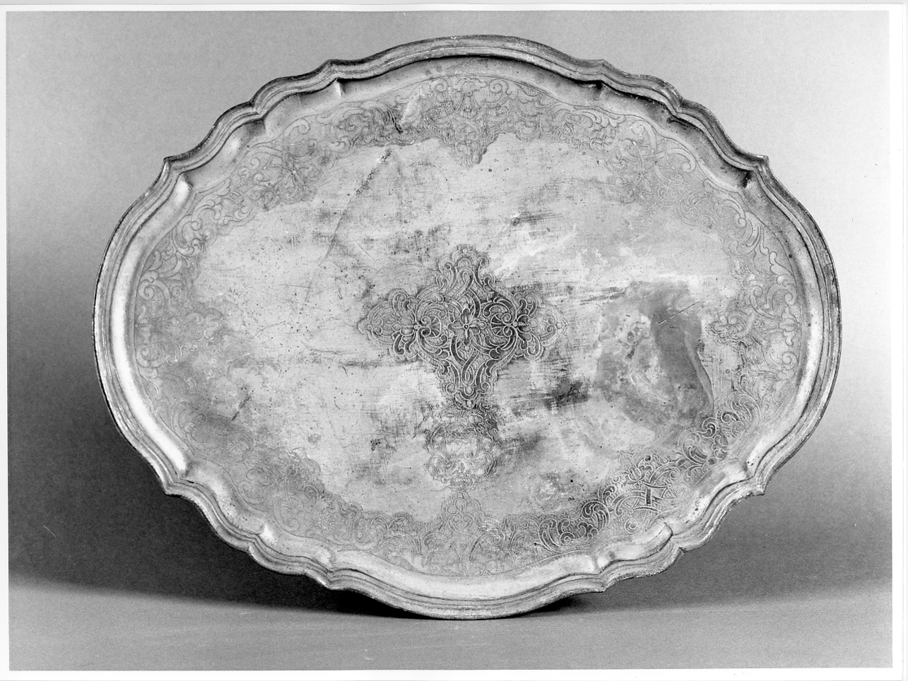 vassoio, opera isolata - ambito mantovano (seconda metà sec. XIX)