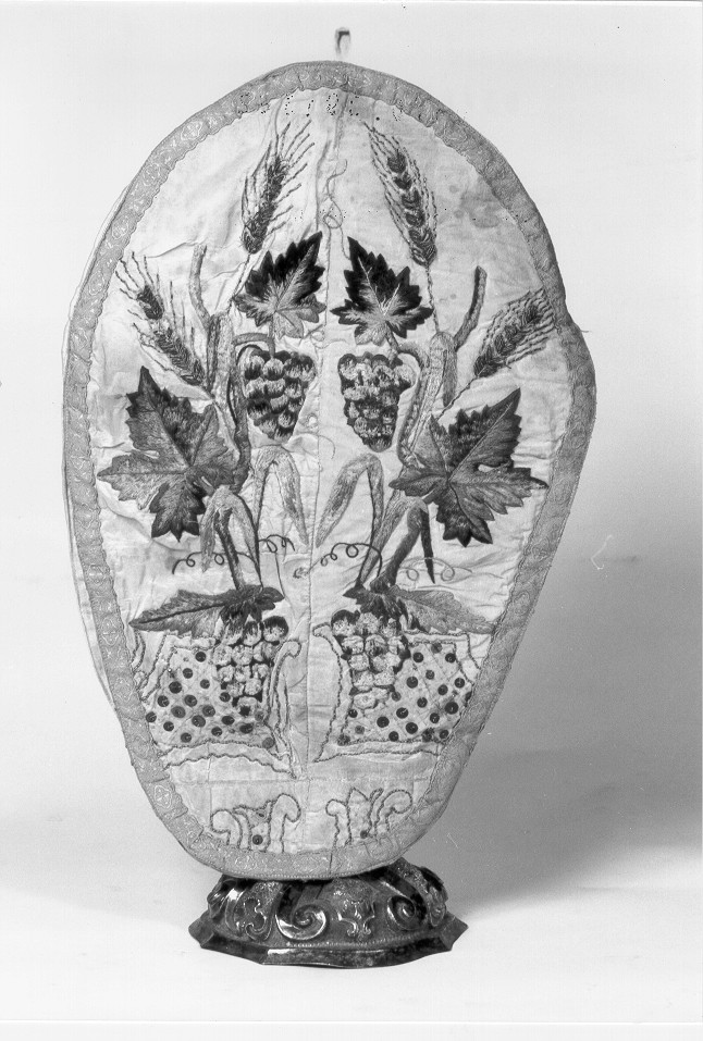 copriostensorio, opera isolata - manifattura mantovana (seconda metà sec. XIX)