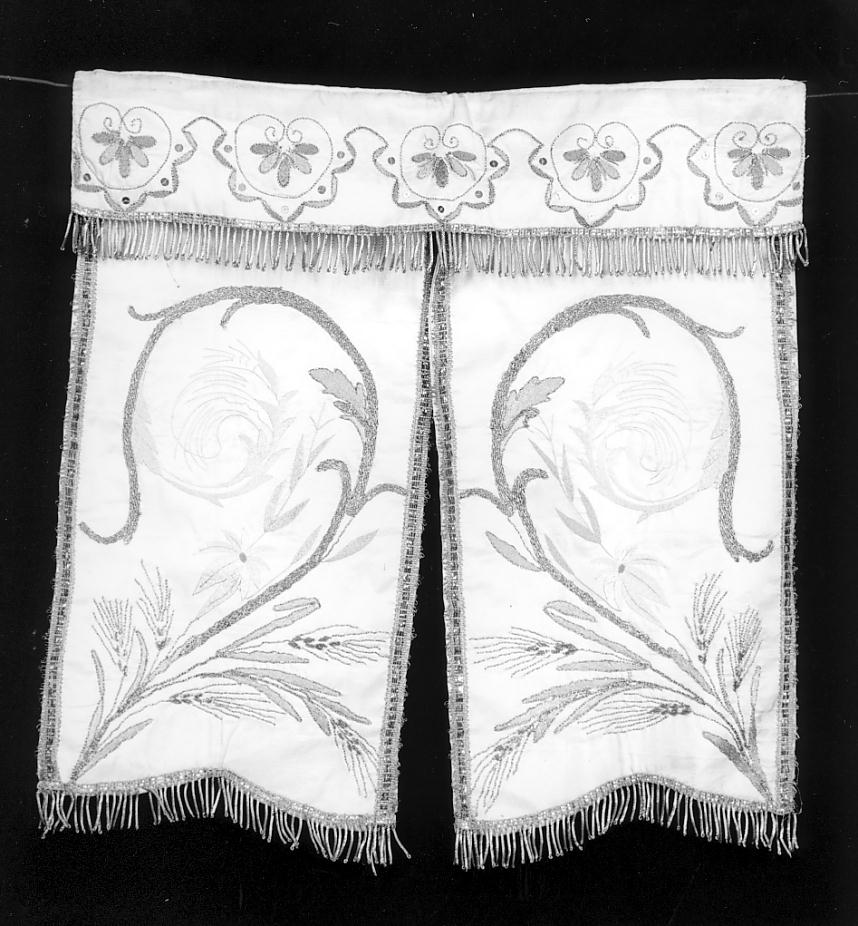 motivi decorativi a girali vegetali (conopeo di tabernacolo, opera isolata) - manifattura cremonese (primo quarto sec. XX)