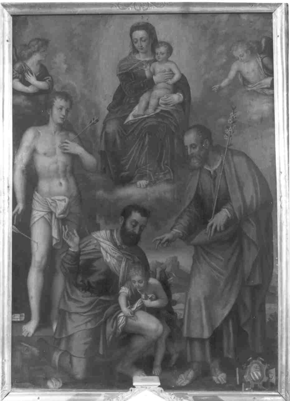 Madonna con Bambino, San Sebastiano, San Rocco e San Giuseppe (dipinto, opera isolata) di Mombello Luca (sec. XVI)