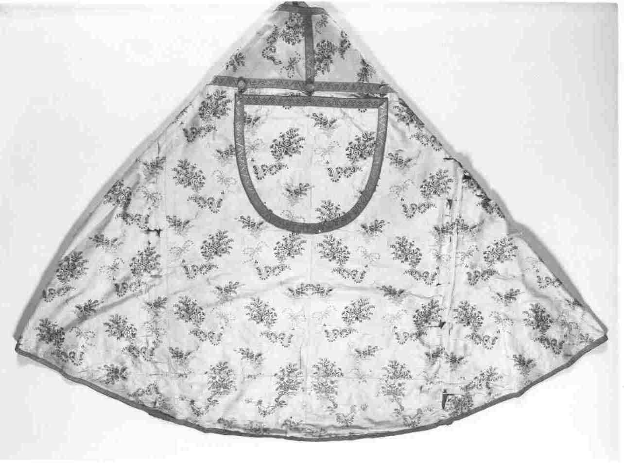 piviale, opera isolata - manifattura italiana (prima metà sec. XIX)