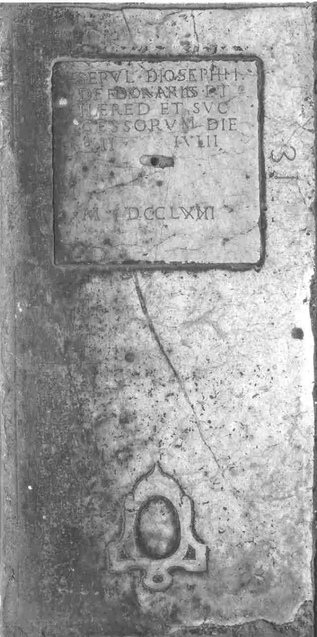 lastra tombale, opera isolata - ambito bresciano (sec. XVIII)