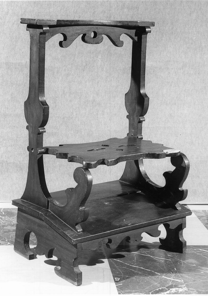 inginocchiatoio - ambito mantovano (secondo quarto sec. XX)