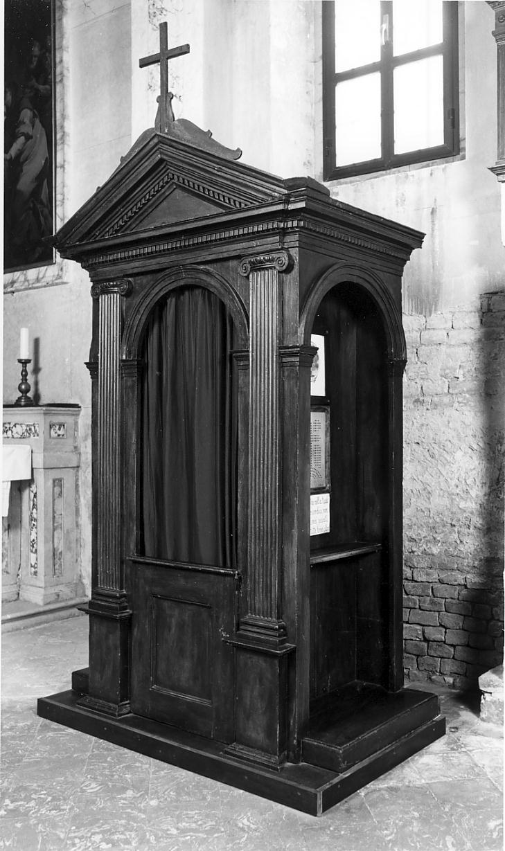 confessionale, serie - ambito cremonese (fine/inizio secc. XVIII/ XIX)