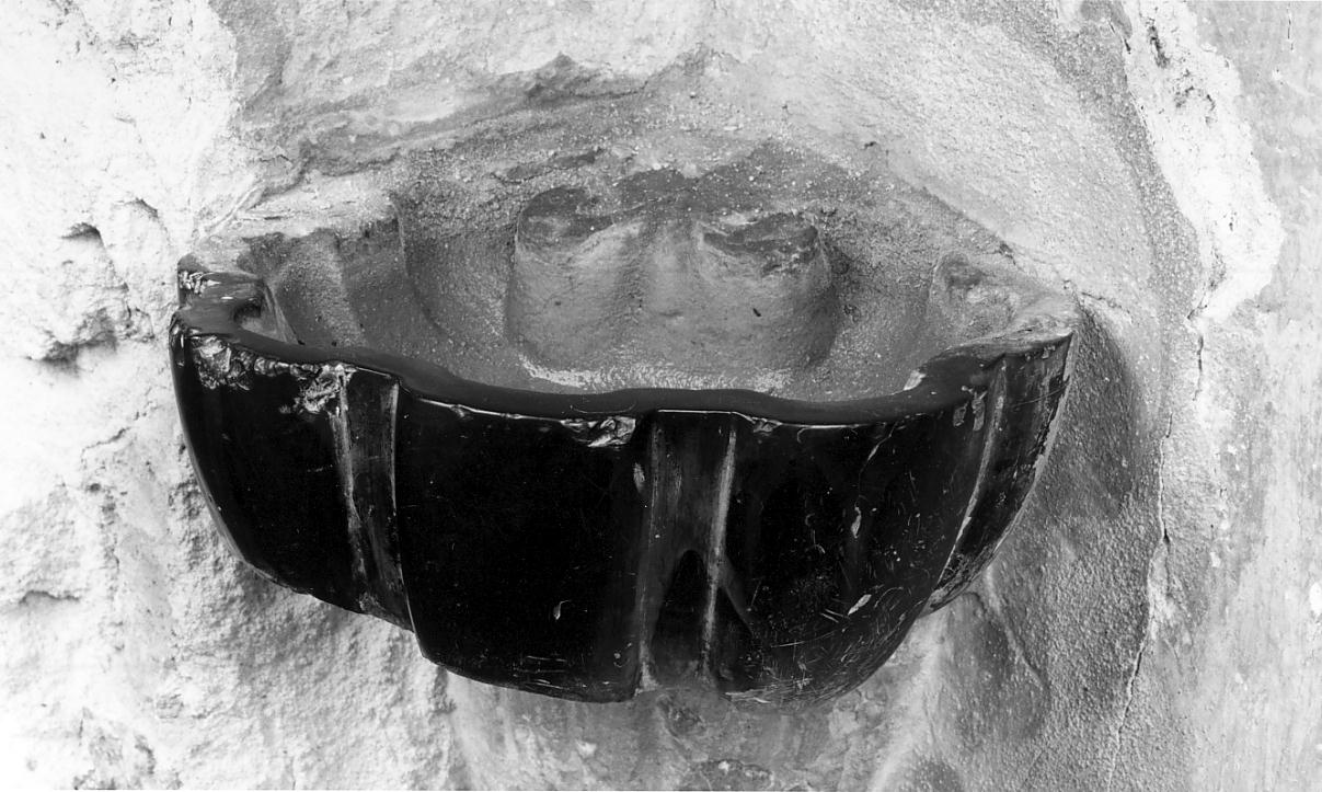 acquasantiera, opera isolata - ambito cremonese (sec. XVIII)