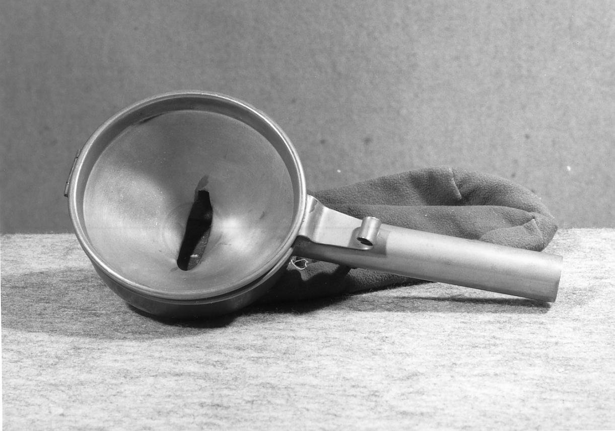 contenitore per elemosine - ambito mantovano (primo quarto sec. XX)