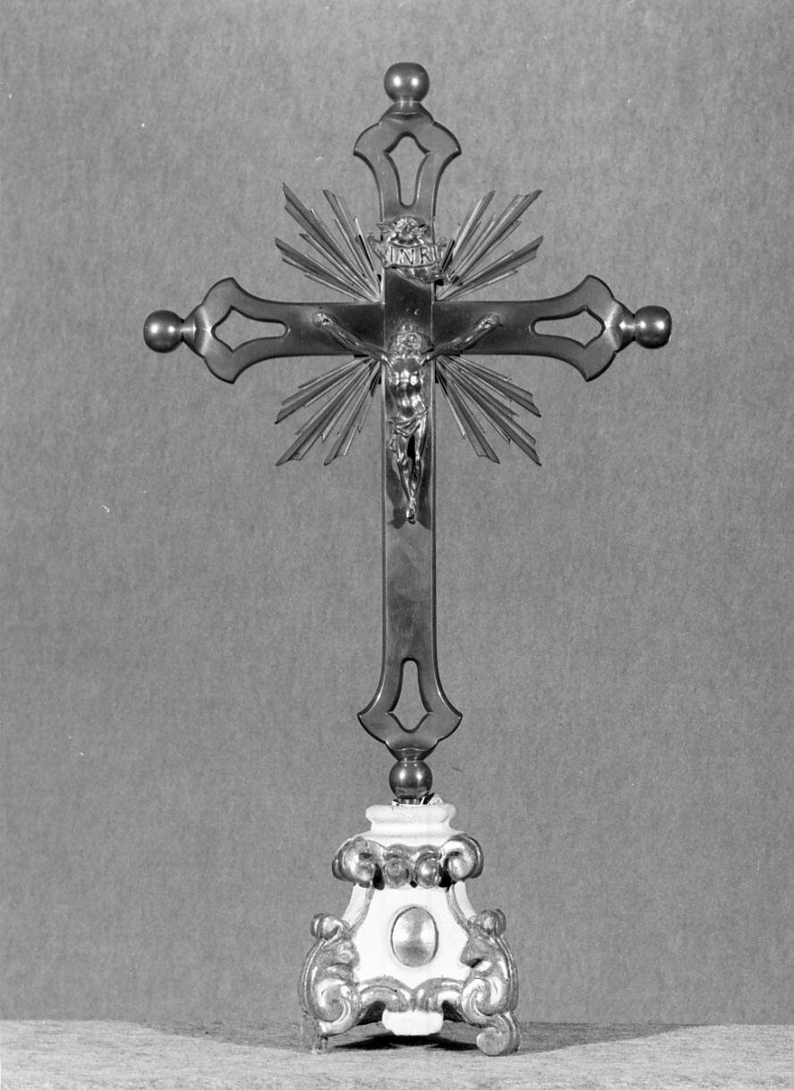 croce d'altare - ambito mantovano (fine/inizio secc. XVIII/ XIX, sec. XX)