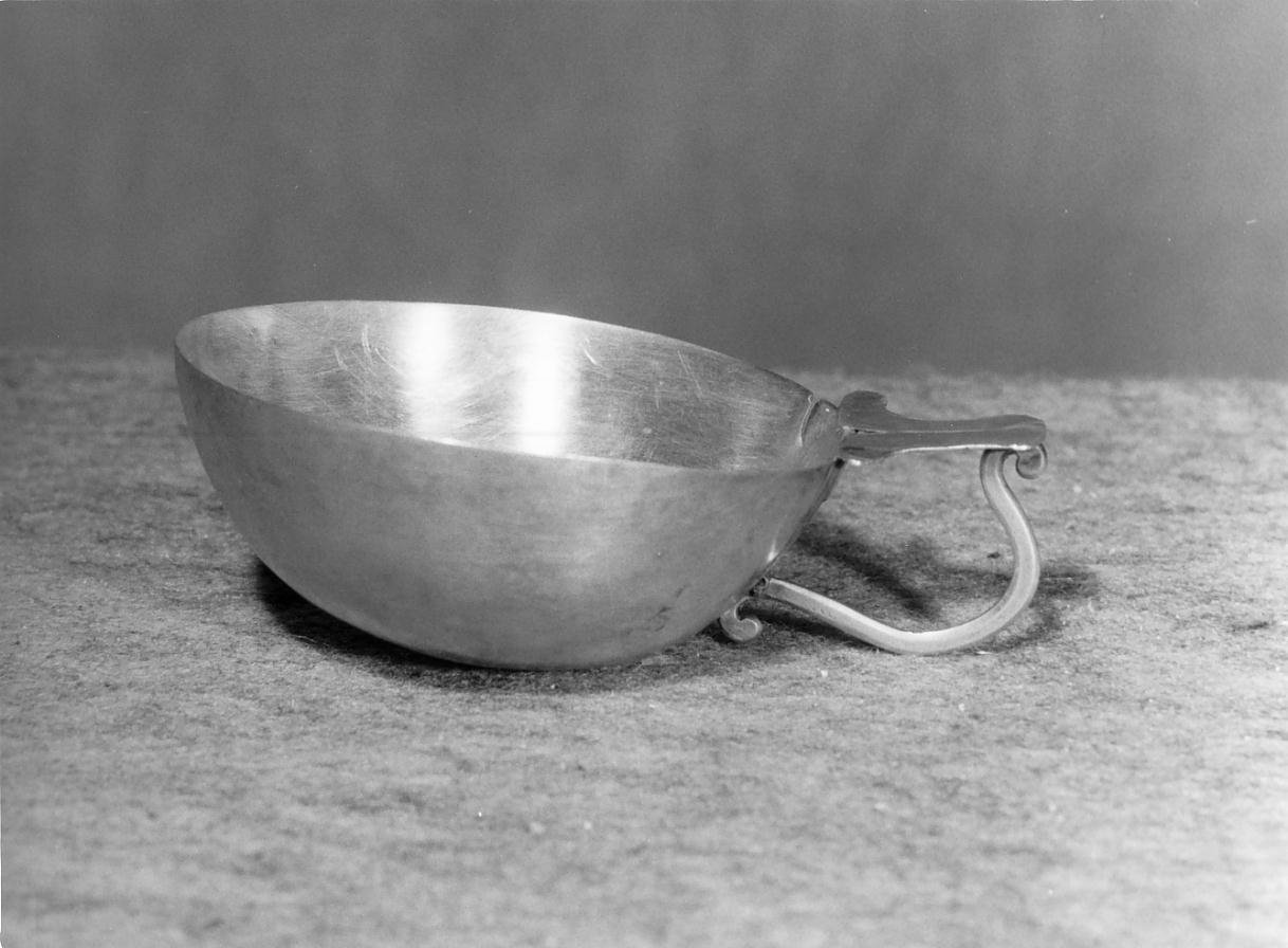 coppetta battesimale - ambito mantovano (prima metà sec. XVIII)