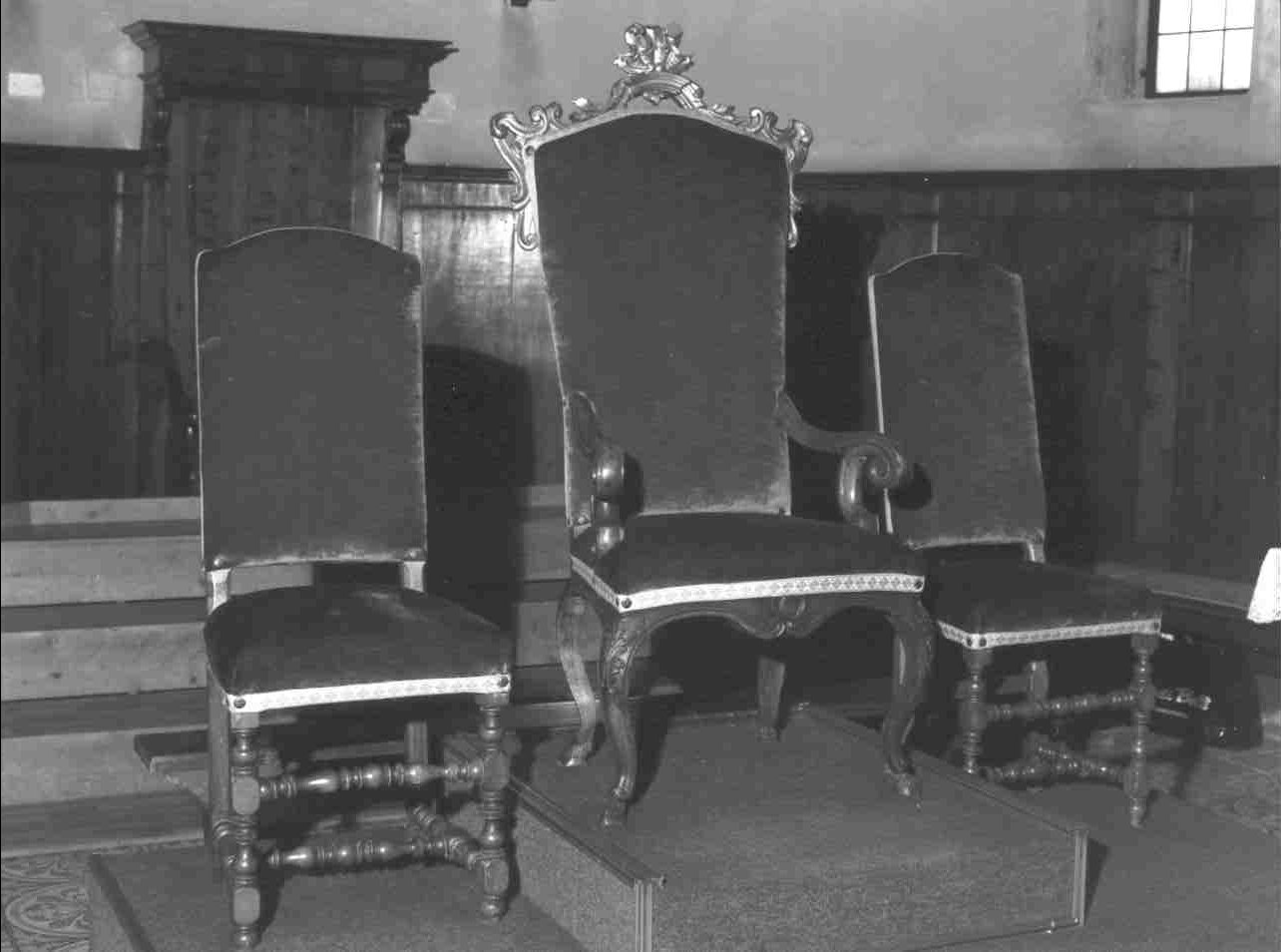 sedia, serie - ambito mantovano (prima metà sec. XX)