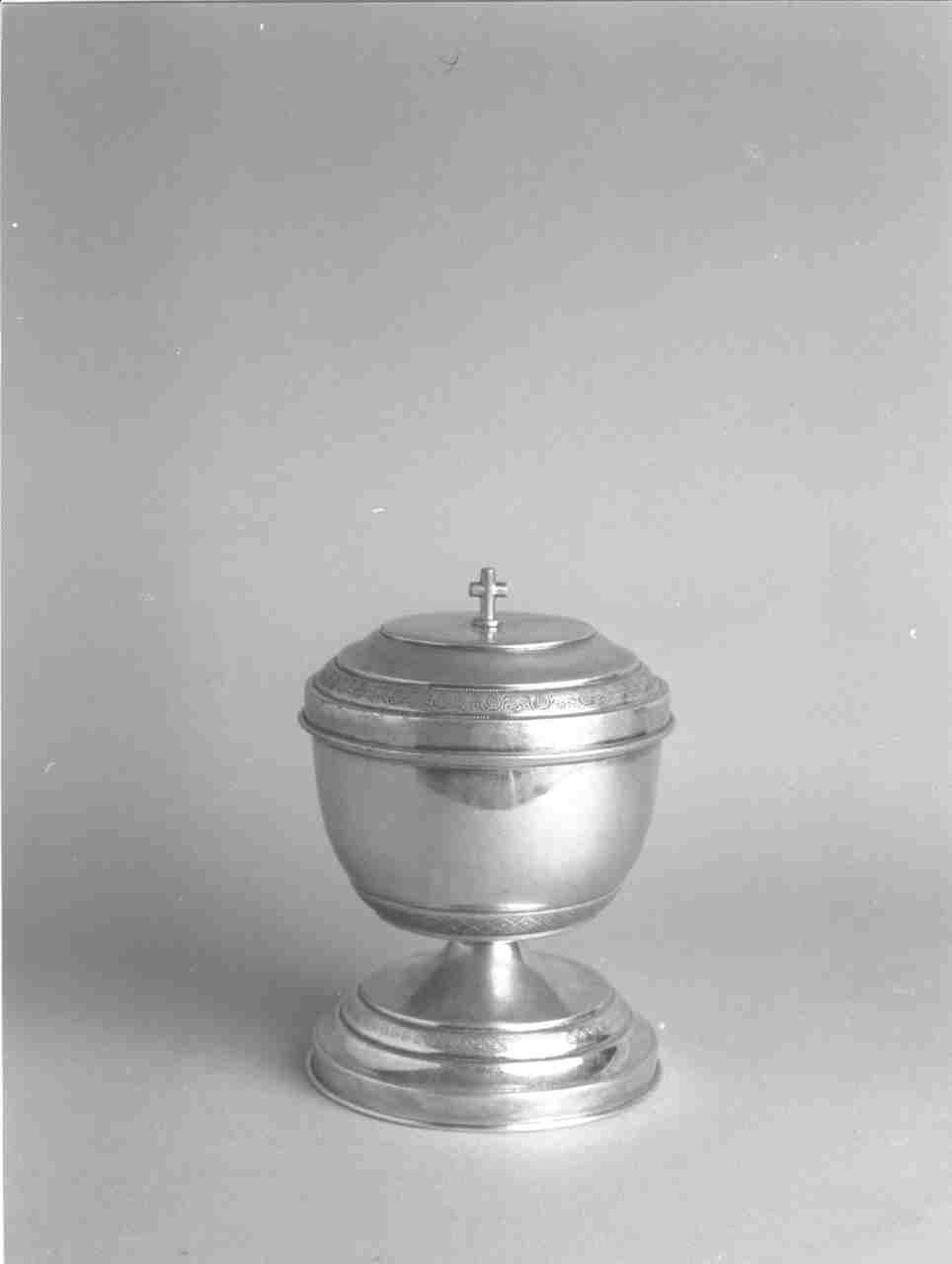 pisside, opera isolata - bottega lombarda (sec. XX)