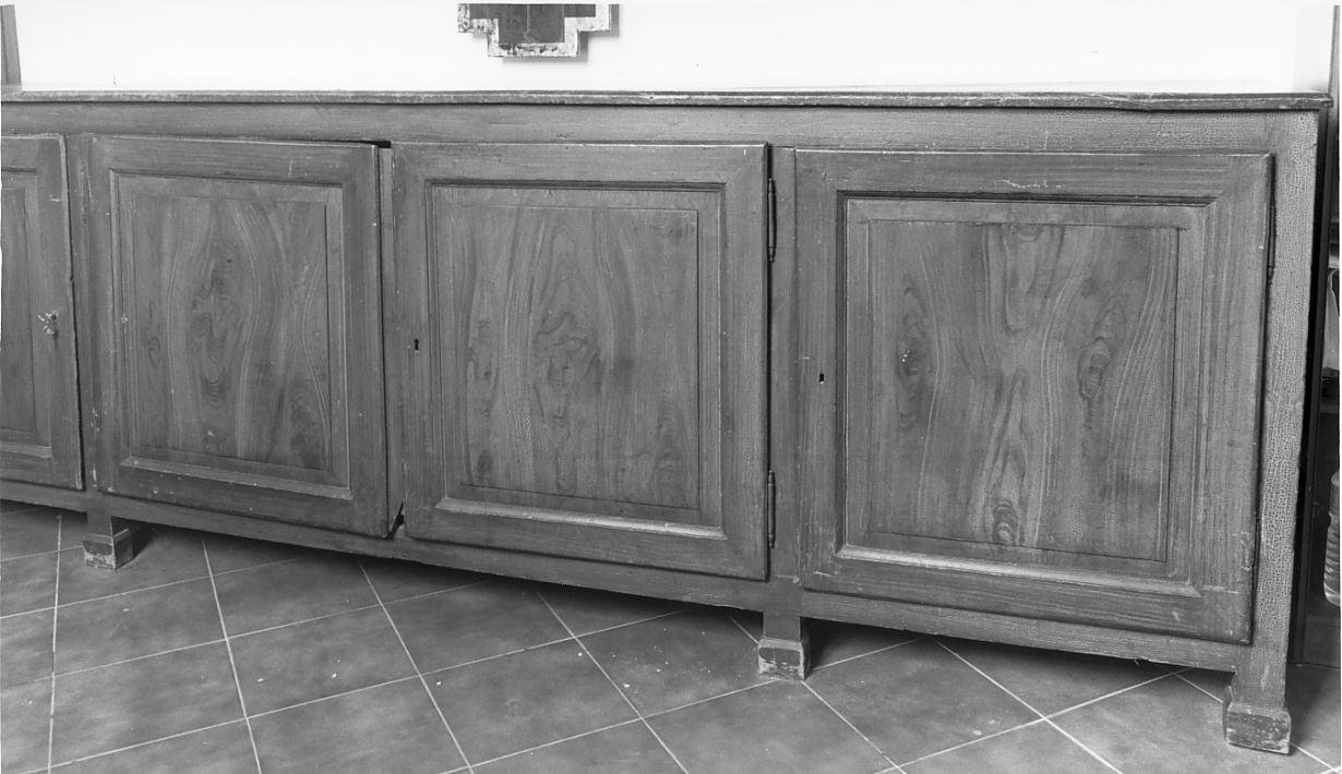 mobile - ambito lombardo (secondo quarto sec. XX)