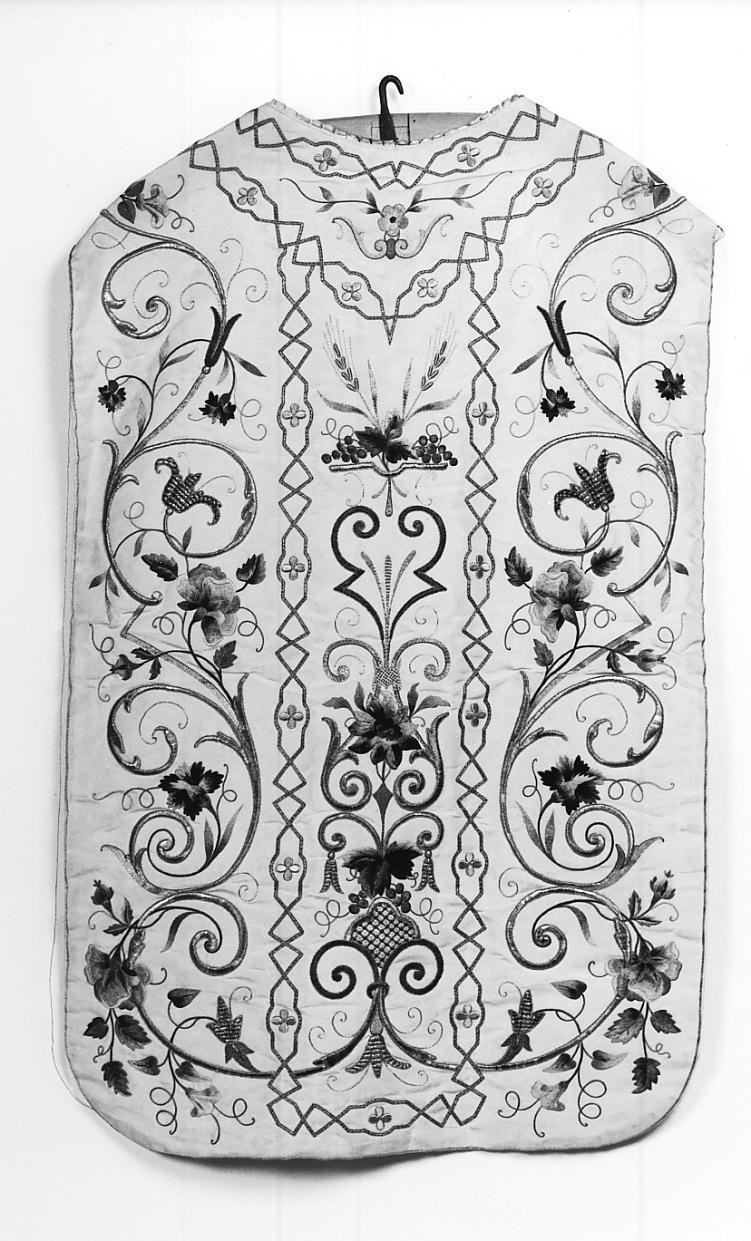 paramento liturgico, insieme - ambito lombardo (seconda metà sec. XVIII)