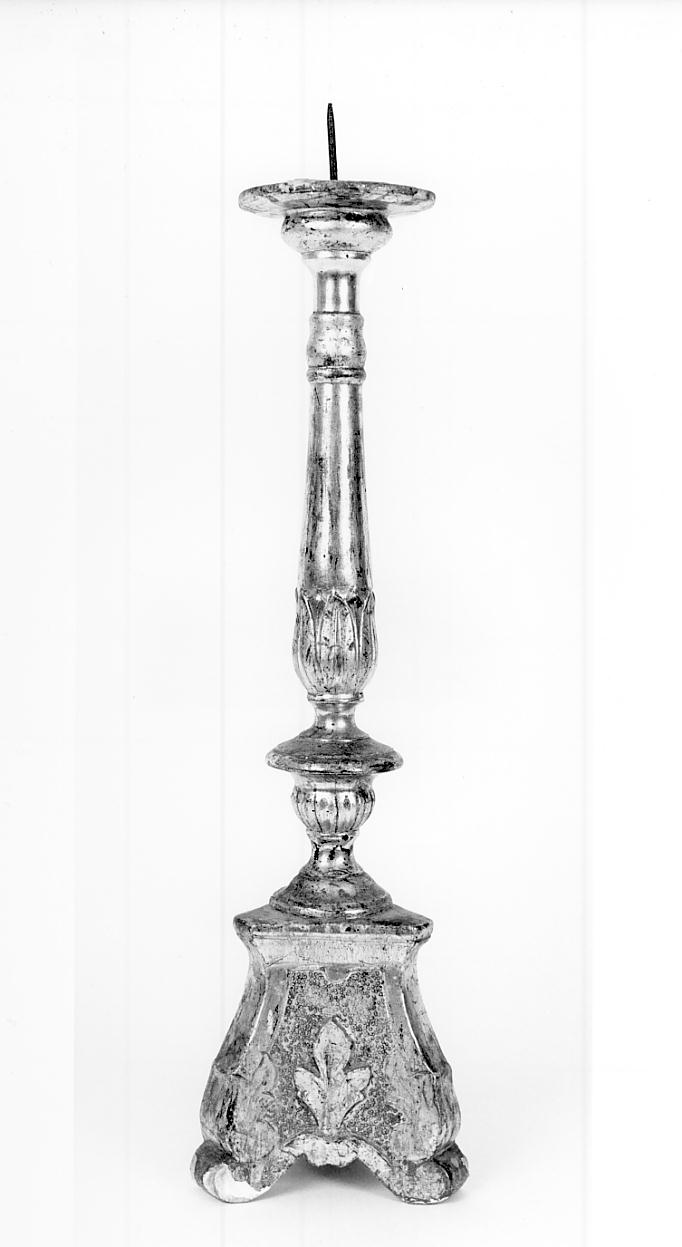 candeliere d'altare, serie - ambito lombardo (fine/inizio secc. XVIII/ XIX)