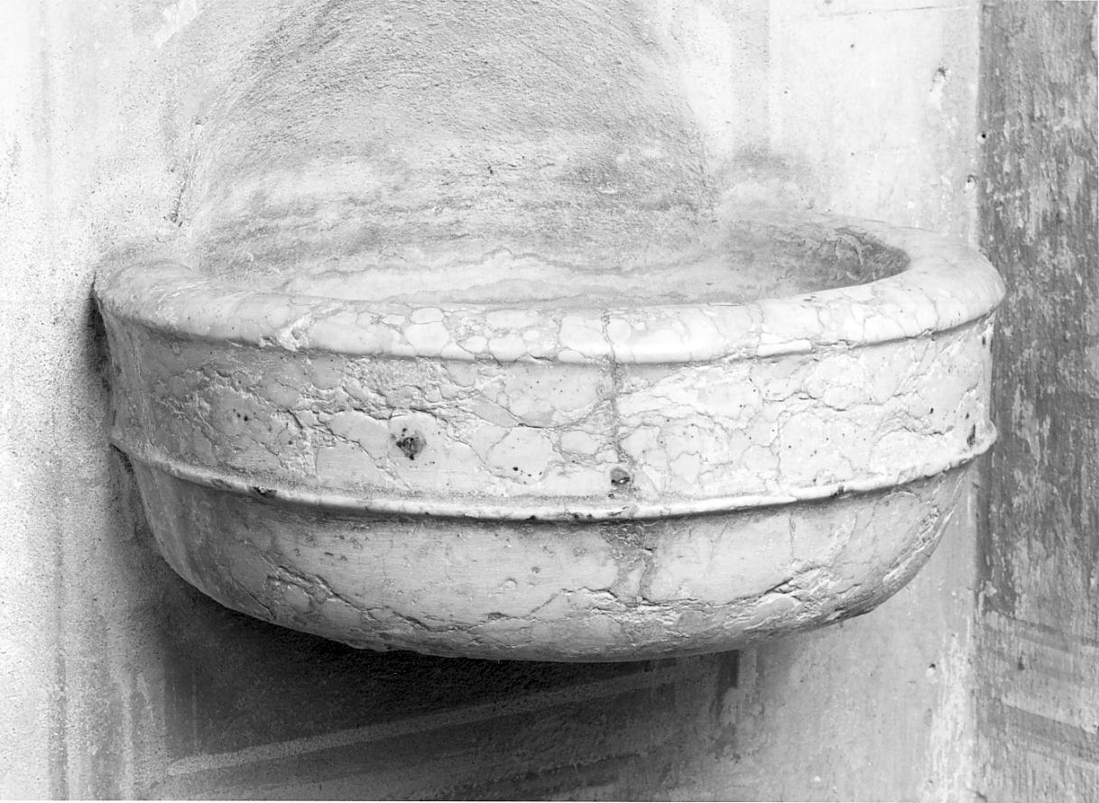 acquasantiera pensile, opera isolata - ambito lombardo (sec. XVII)