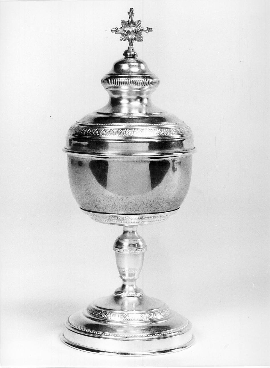 pisside - ambito mantovano (prima metà sec. XX)