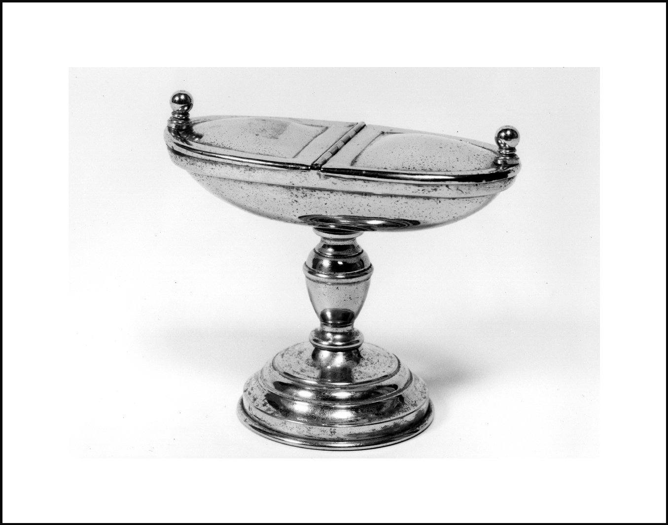 navicella portaincenso, opera isolata - ambito lombardo (primo quarto sec. XX)