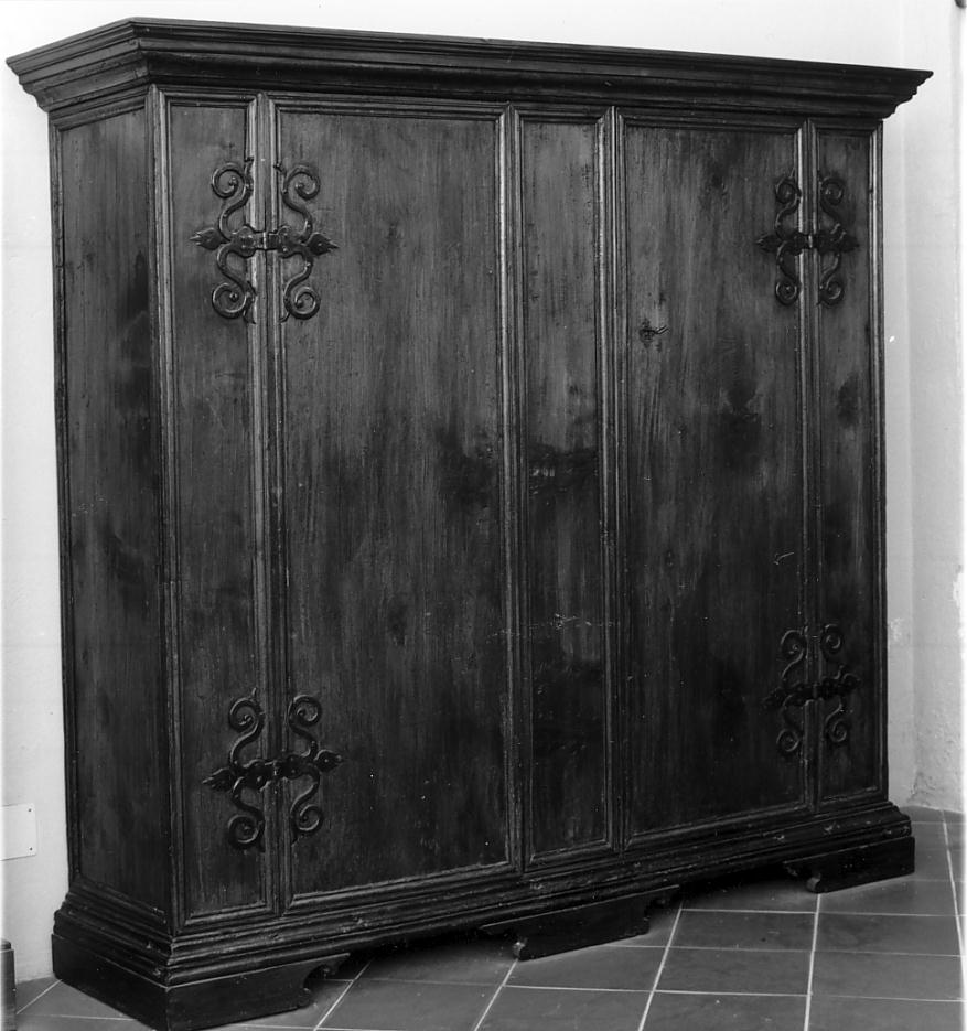 armadio da sacrestia, opera isolata - ambito mantovano (seconda metà sec. XVIII)