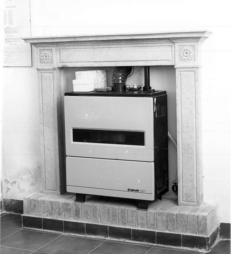 mostra di camino, opera isolata - ambito mantovano (seconda metà sec. XVIII)