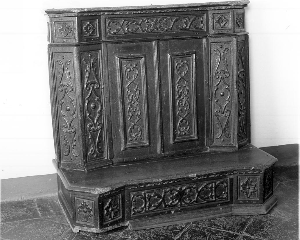 inginocchiatoio, opera isolata - ambito mantovano (seconda metà sec. XVII)