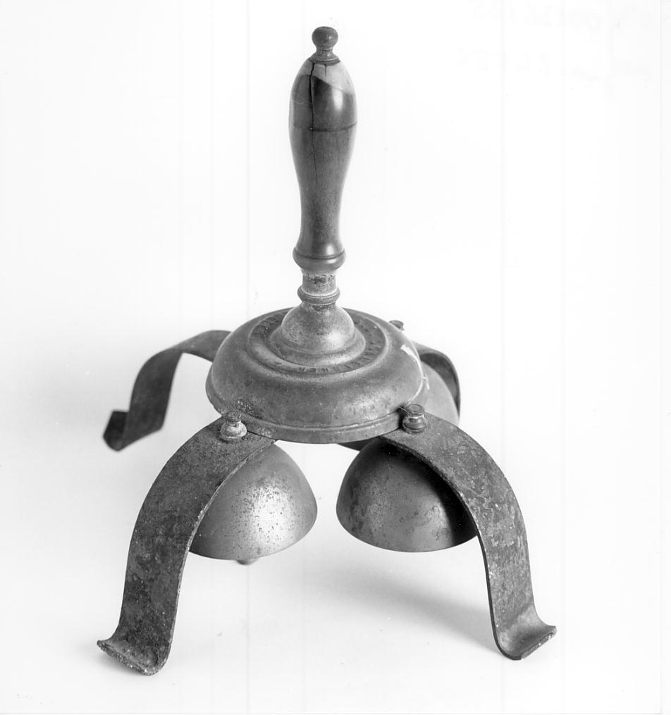 campanello d'altare multiplo, opera isolata - ambito tedesco (fine sec. XIX)