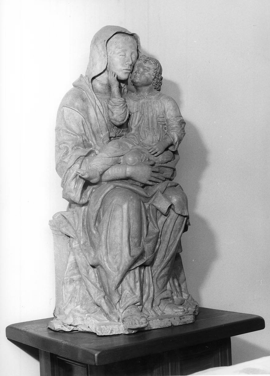 Madonna con Bambino (statua, opera isolata) - ambito mantovano (sec. XVI)