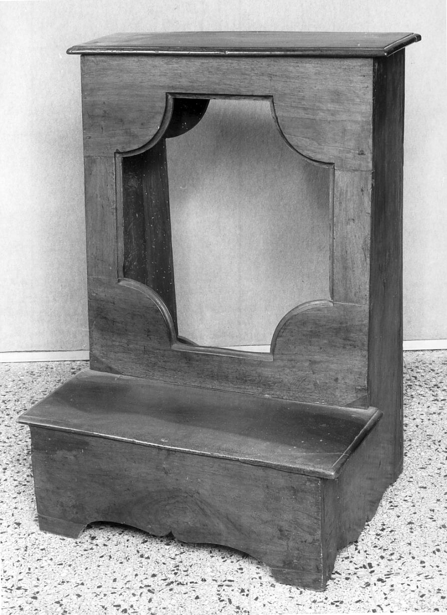 inginocchiatoio, opera isolata - ambito mantovano (prima metà sec. XX)
