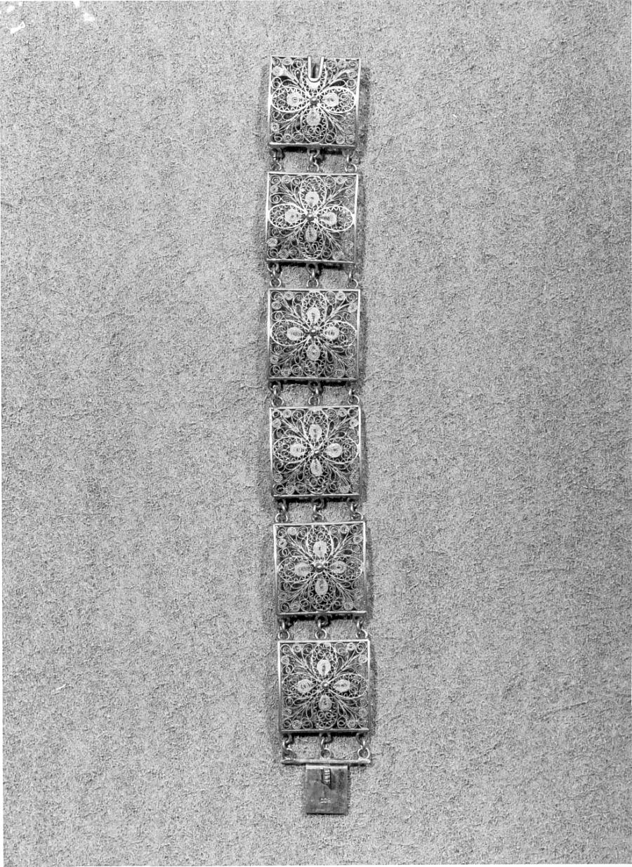 bracciale - ambito lombardo (metà sec. XX)