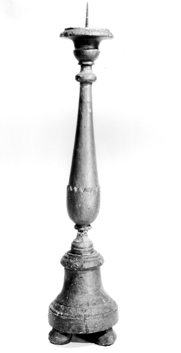 candeliere d'altare, serie - bottega lombarda (ultimo quarto sec. XIX)