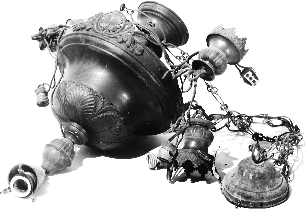 lampada pensile, opera isolata - bottega lombarda (ultimo quarto sec. XIX)