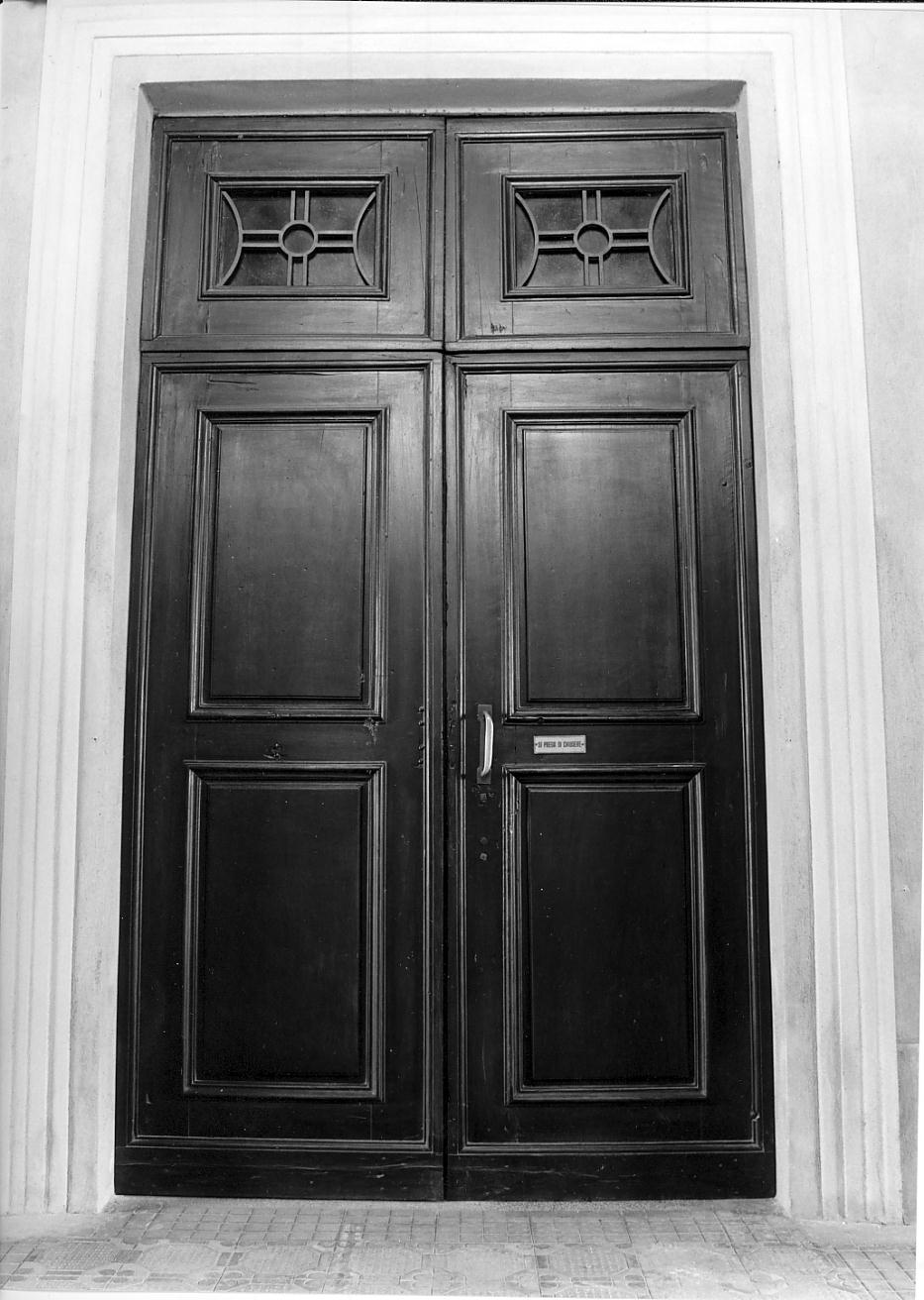 porta, opera isolata - produzione mantovana (prima metà sec. XX)