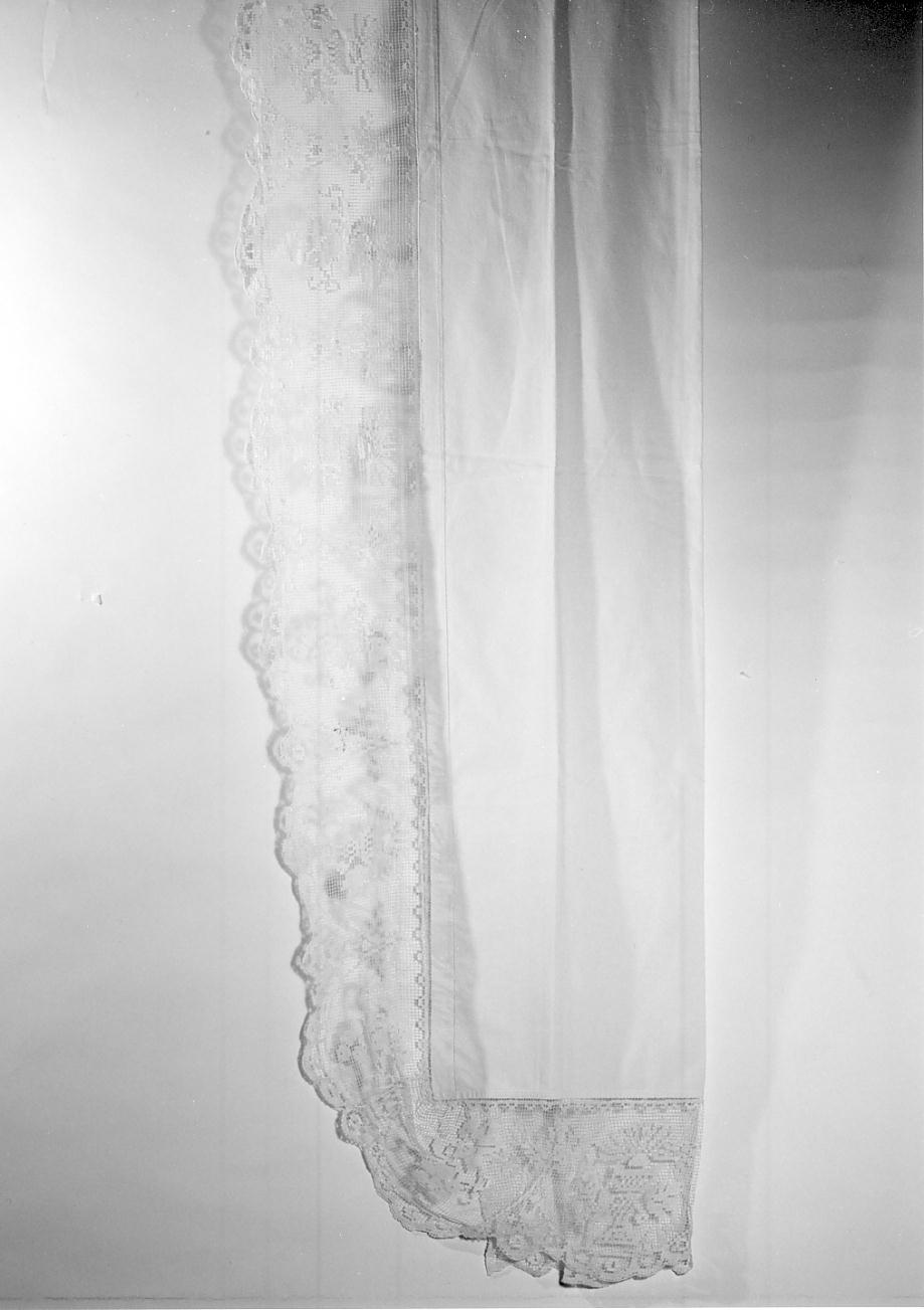 tovaglia d'altare, opera isolata - manifattura mantovana (metà sec. XX)