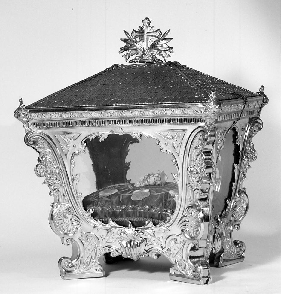 reliquiario a teca - a urna, opera isolata - produzione lombarda (secondo quarto sec. XX)