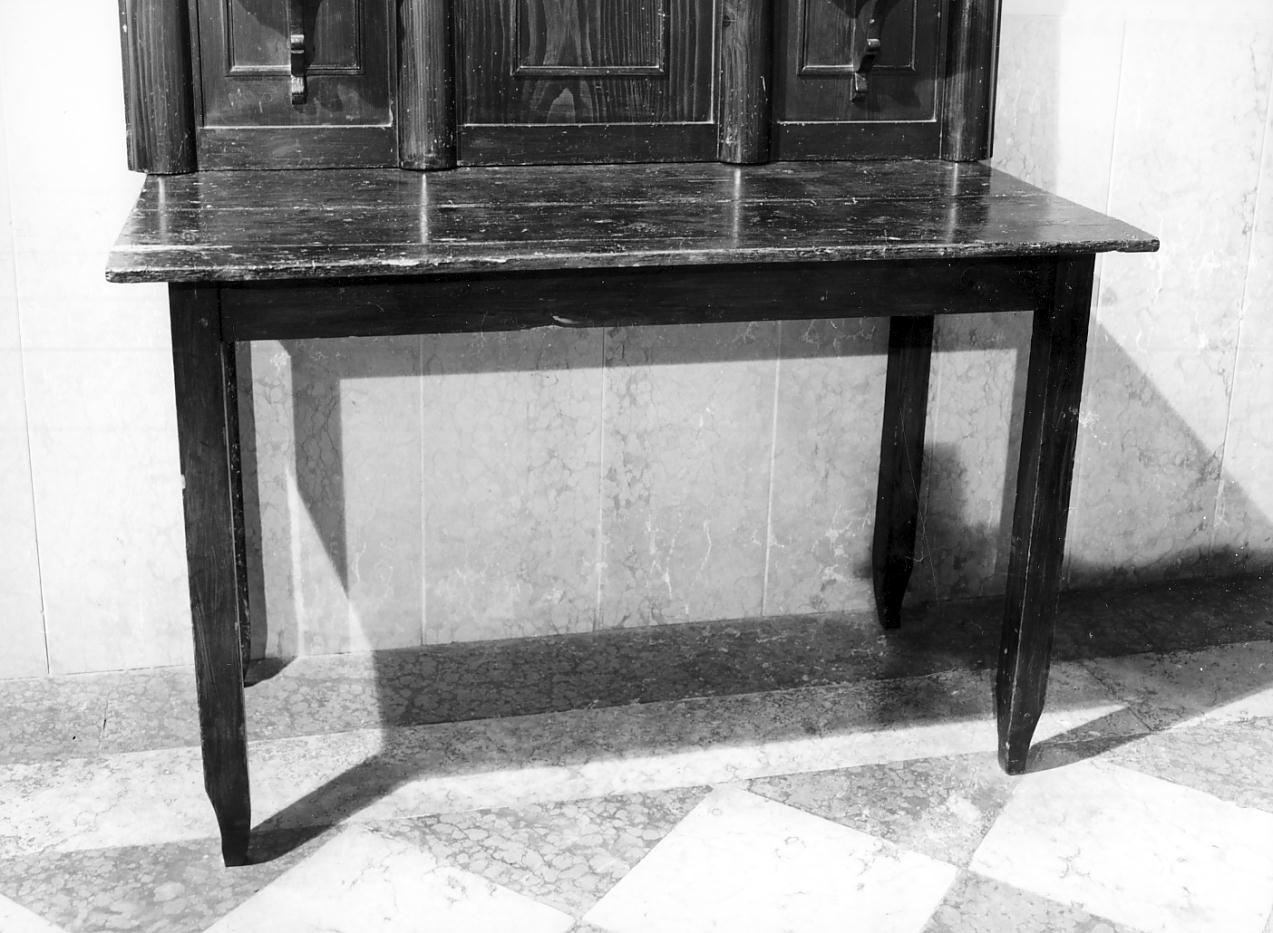 tavolo, opera isolata - bottega lombarda (primo quarto sec. XX)