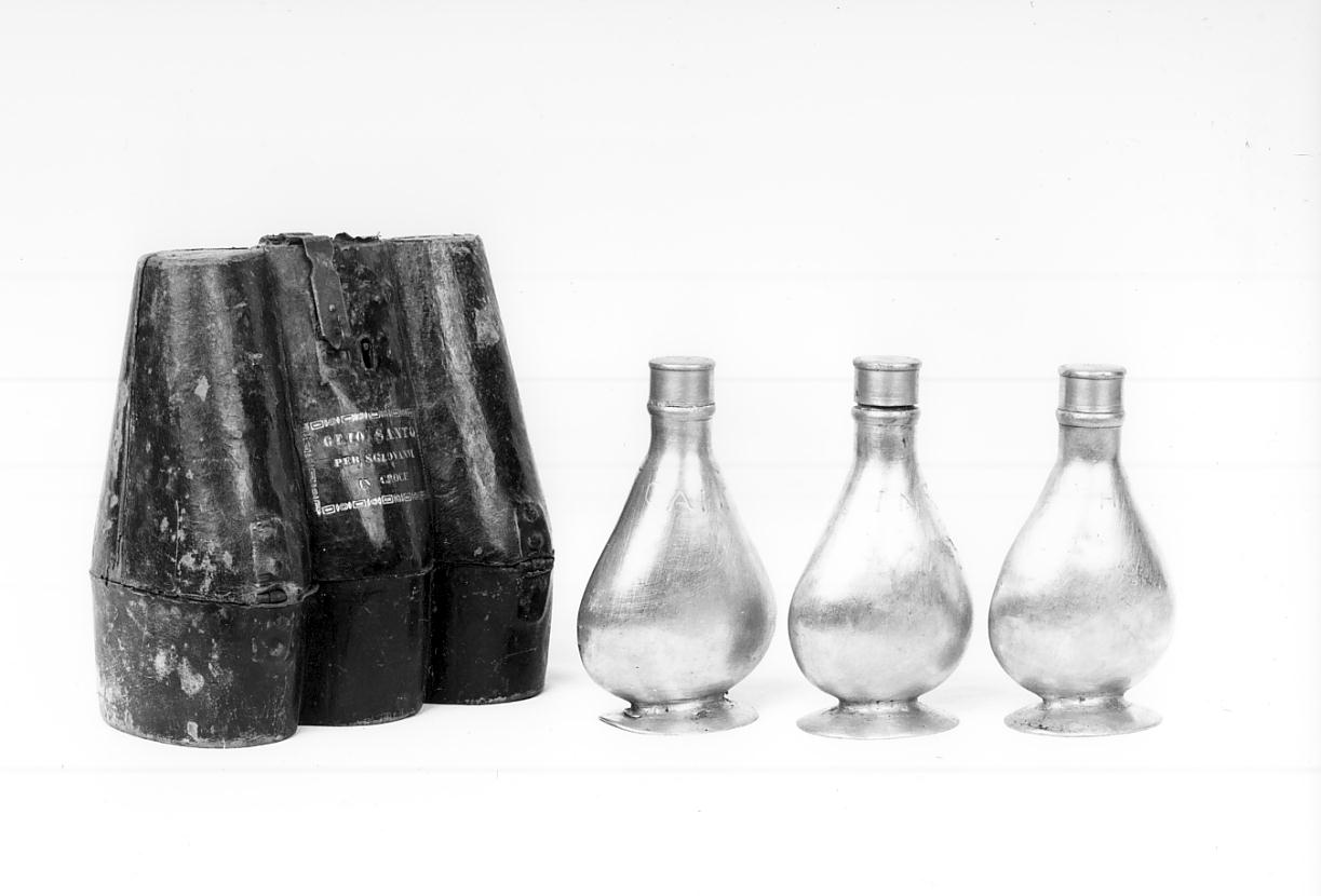 vasetti per oli santi, insieme - ambito lombardo (prima metà sec. XIX)