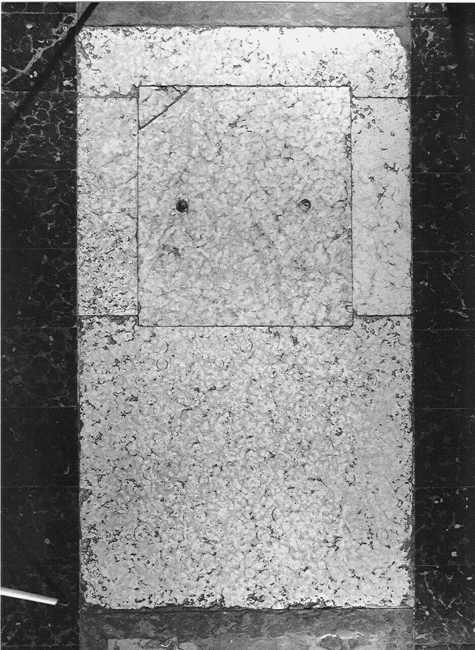 lapide tombale, serie - ambito mantovano (seconda metà sec. XVII)