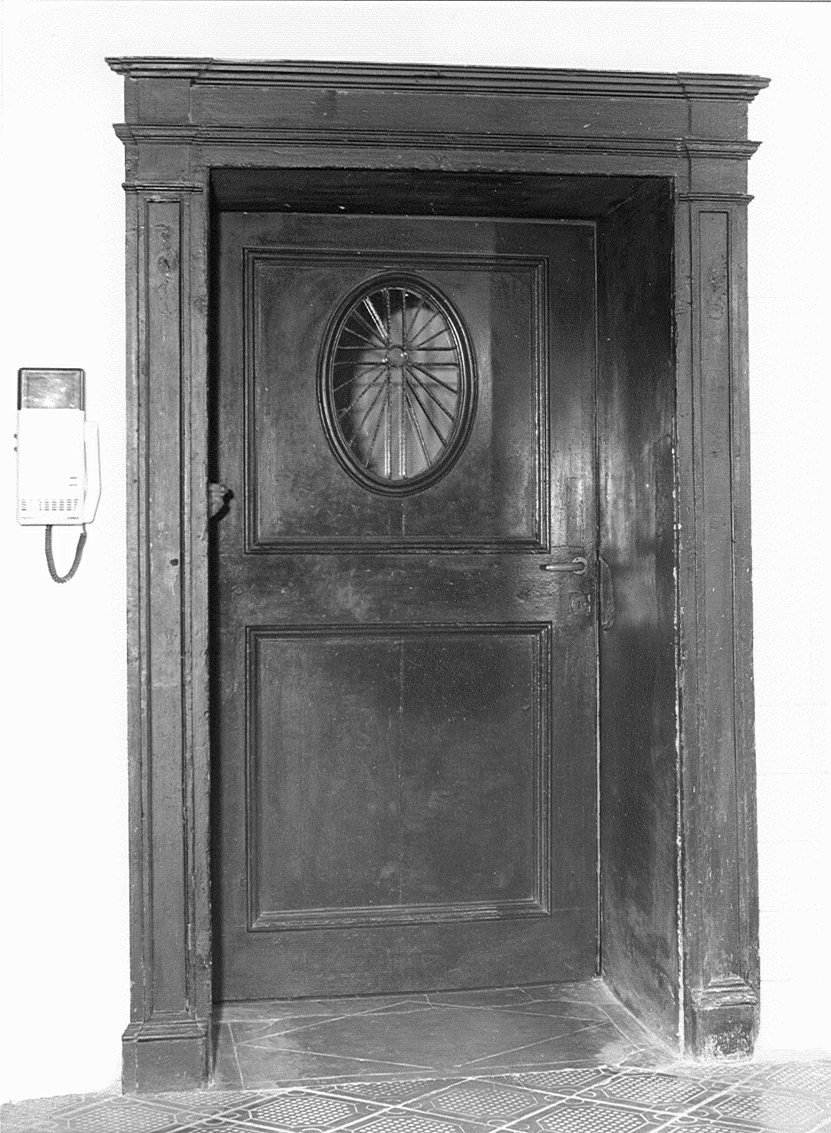 mostra di porta, opera isolata - ambito lombardo (seconda metà sec. XVII)