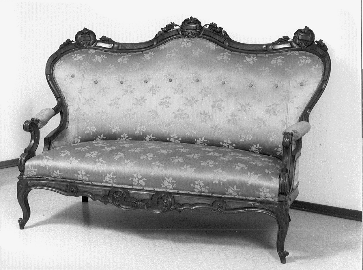 divanetto, opera isolata - ambito lombardo (seconda metà sec. XVIII)