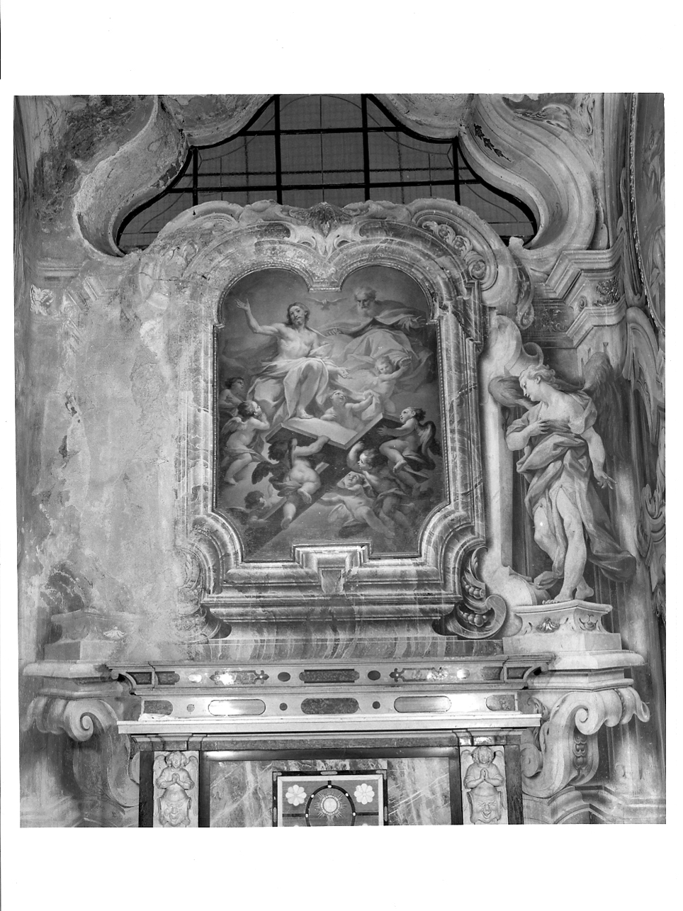 ancona dipinta con angeli (dipinto, elemento d'insieme) di Sassi Giovanni Battista (e aiuti) (sec. XVIII)