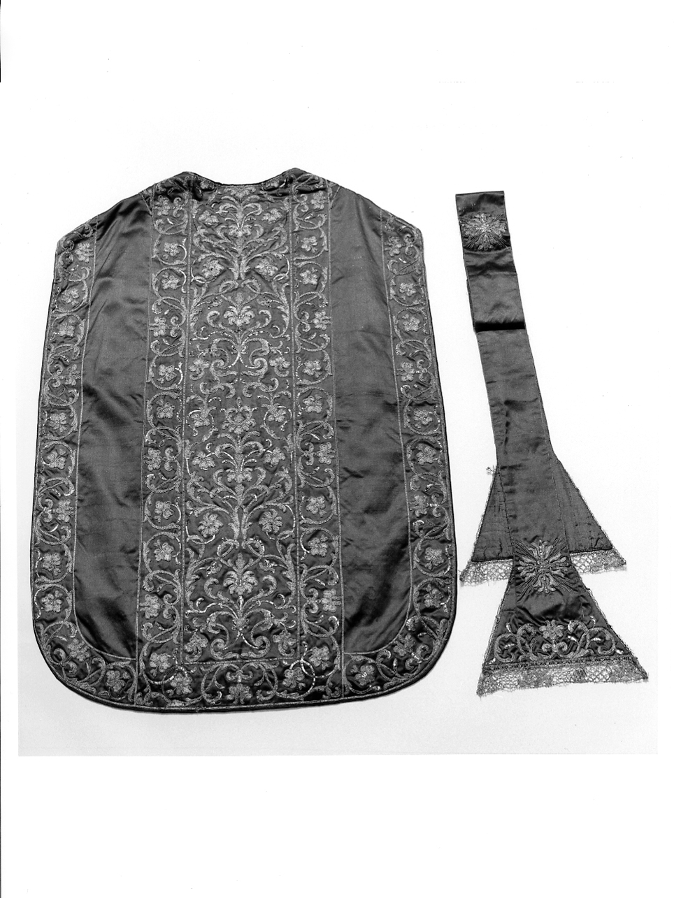 paramento liturgico, insieme - manifattura lombarda (inizio sec. XIX)