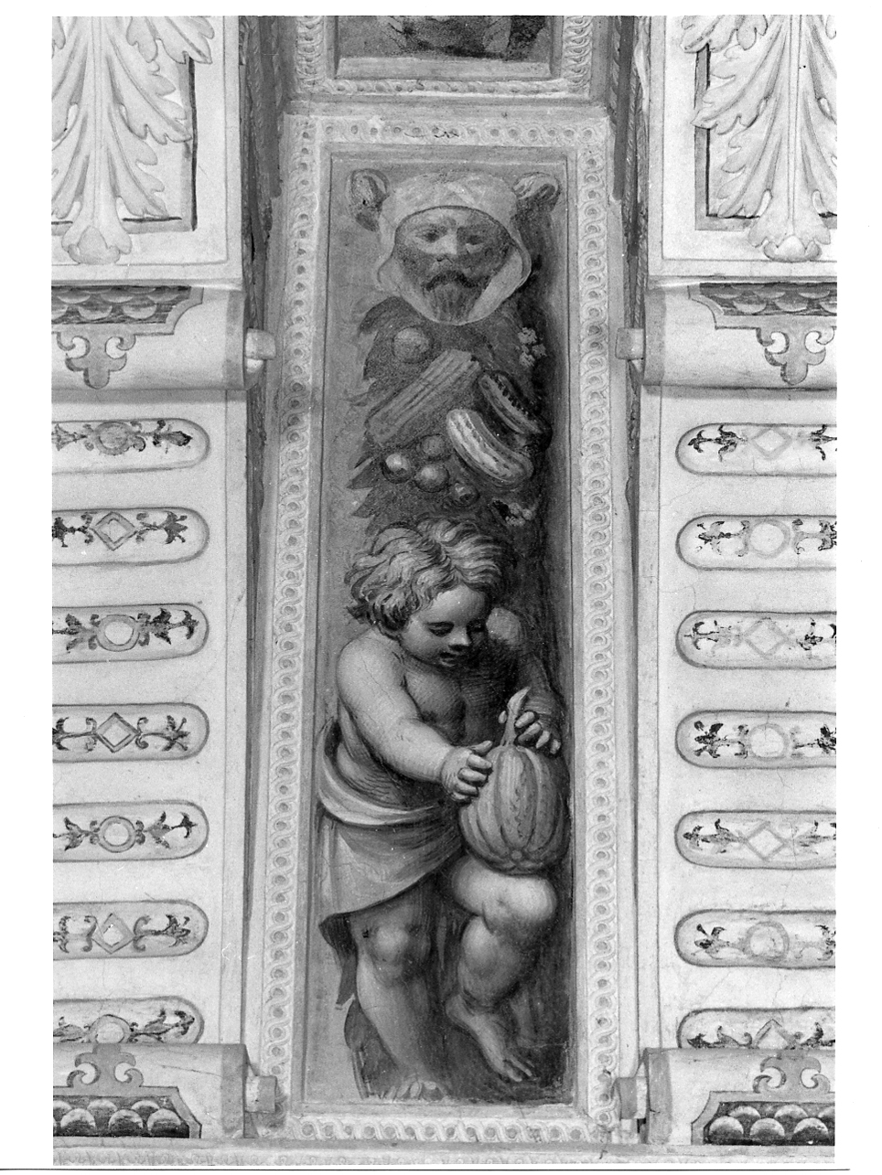 putto con festone con frutti e mascherone (dipinto, elemento d'insieme) di Gambara Lattanzio (terzo quarto sec. XVI)