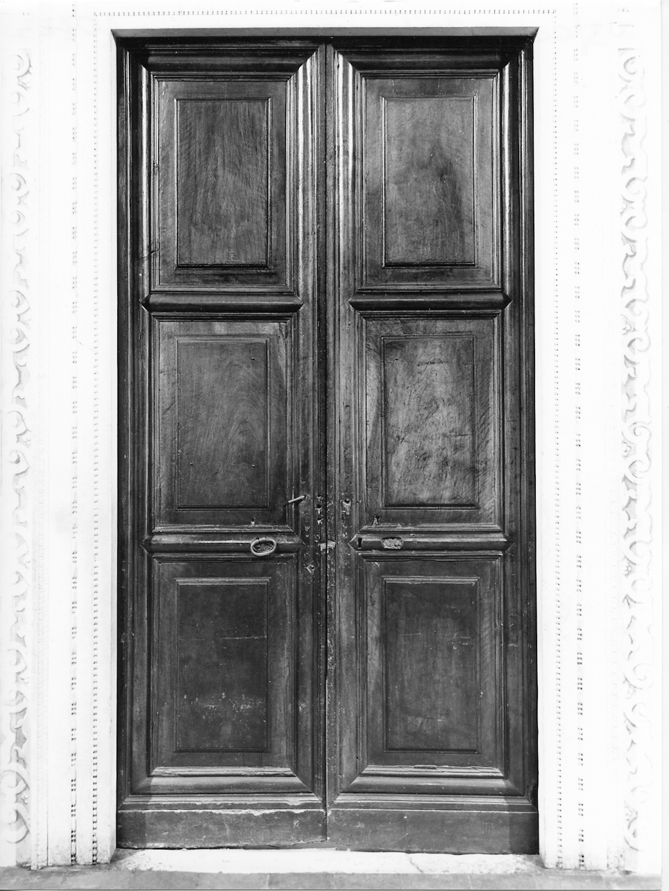 porta - a due battenti, opera isolata - ambito lombardo (prima metà sec. XVII)