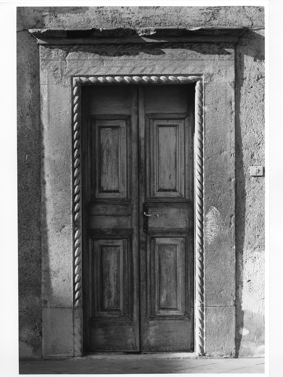 mostra di porta, opera isolata - ambito bresciano (terzo quarto sec. XV)